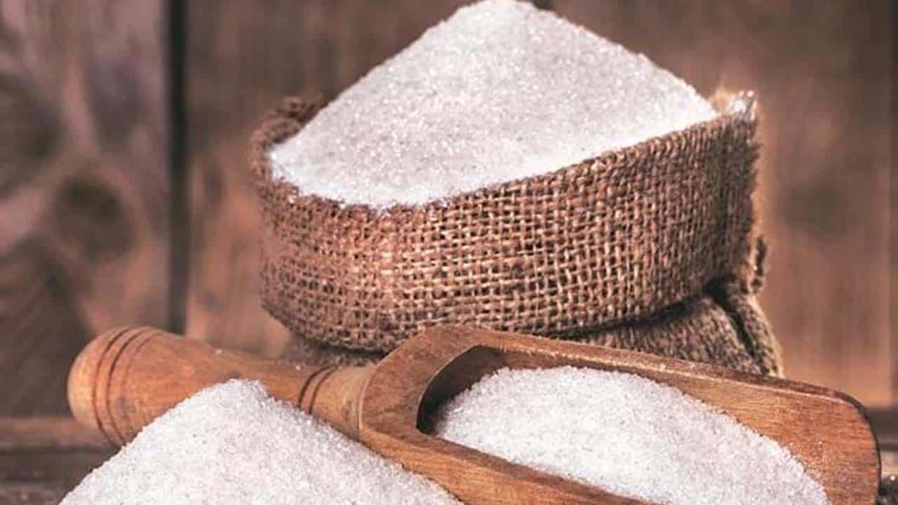 Pakistan's Sugar production likely to increase by two million tons from last year to 7.5 million tons: Tarin