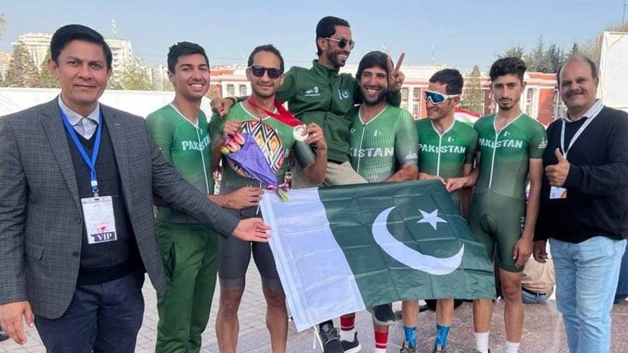 Pakistan's Ali Ilyas Wins Silver Medal in Asian Road Cycling Championships Dushanbe Tajiskistan