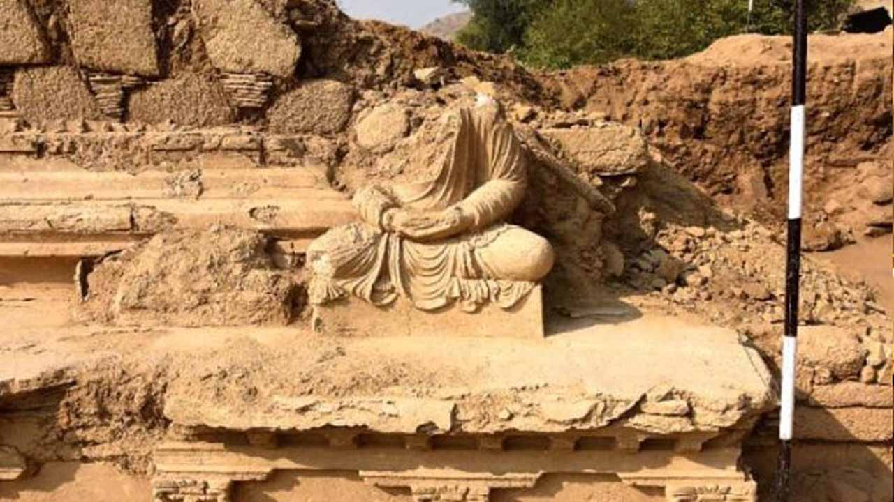 400 Buddhist antiquities discovered in Swabi