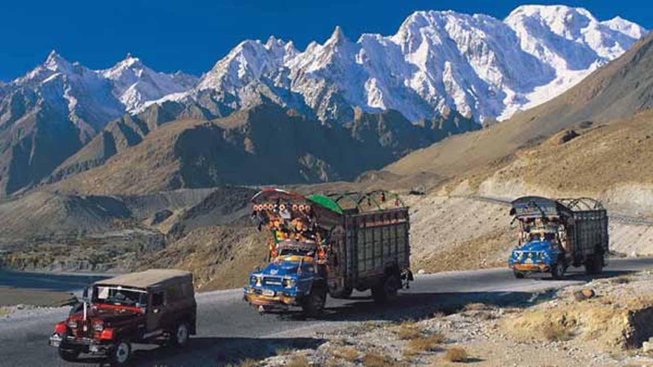 Pakistan welcomes Chinese cooperation for realignment of Karakoram Highway