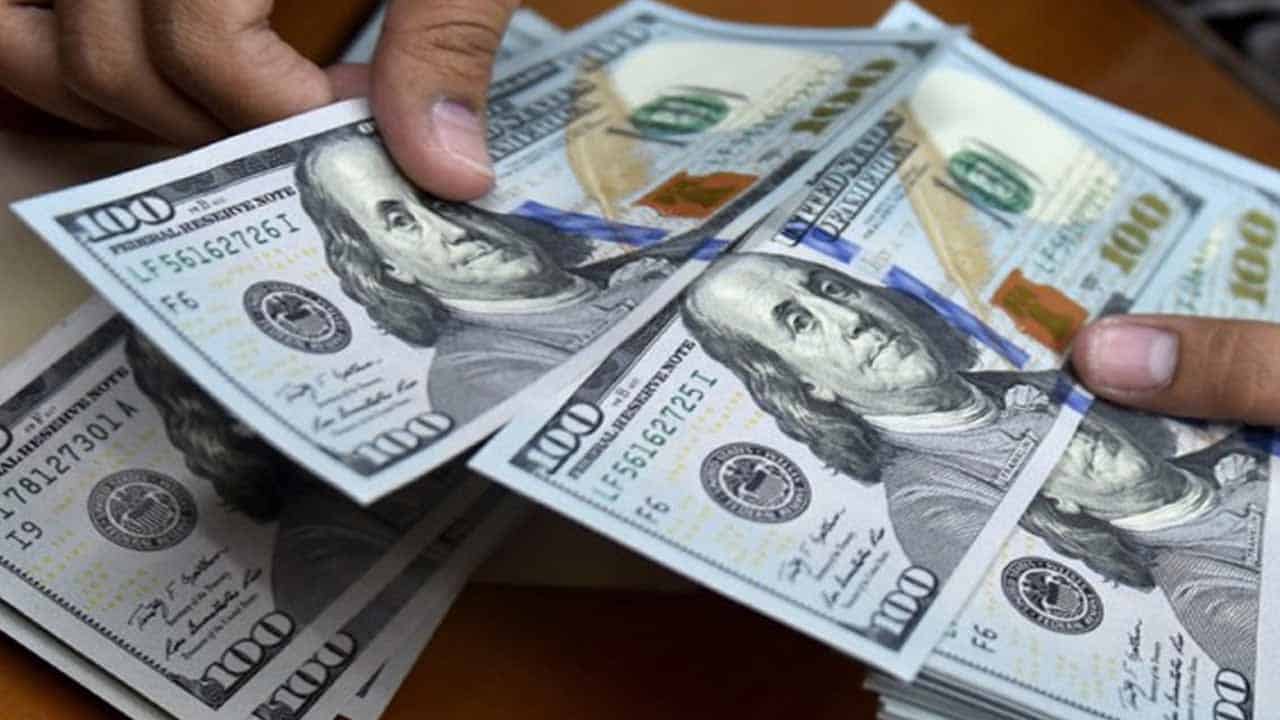 Rupee gains another Rs1.2 in interbank as Pakistan closes in on IMF deal