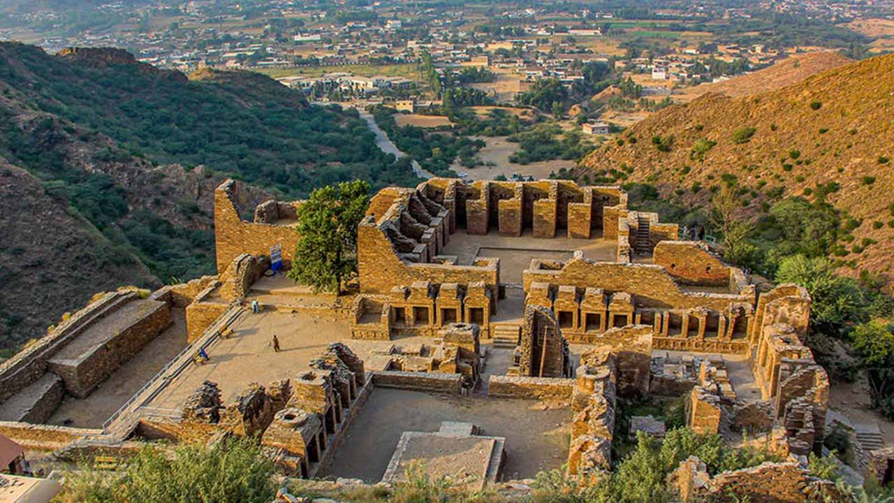 Hina Khar invites Buddhist tourists to visit Pakistan's Gandhara civilization
