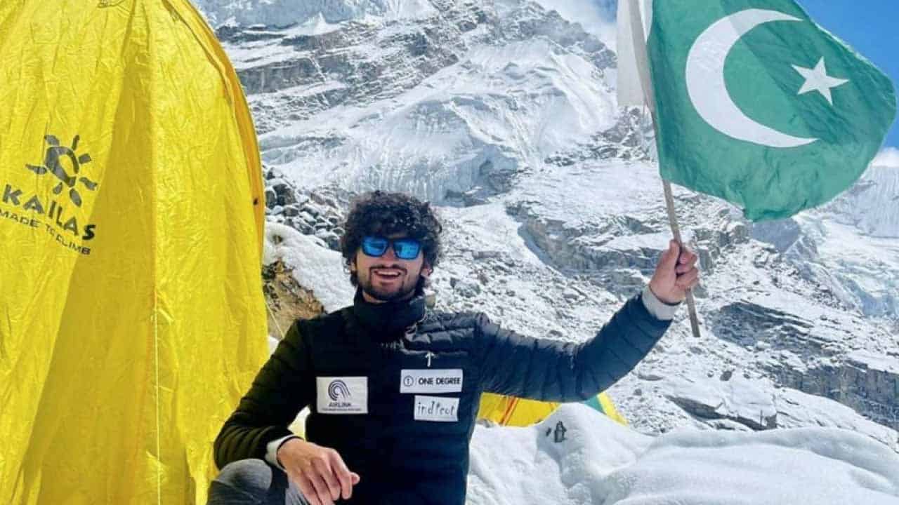 Pakistan’s Shehroze Kashif becomes youngest ever to scale world’s third highest peak