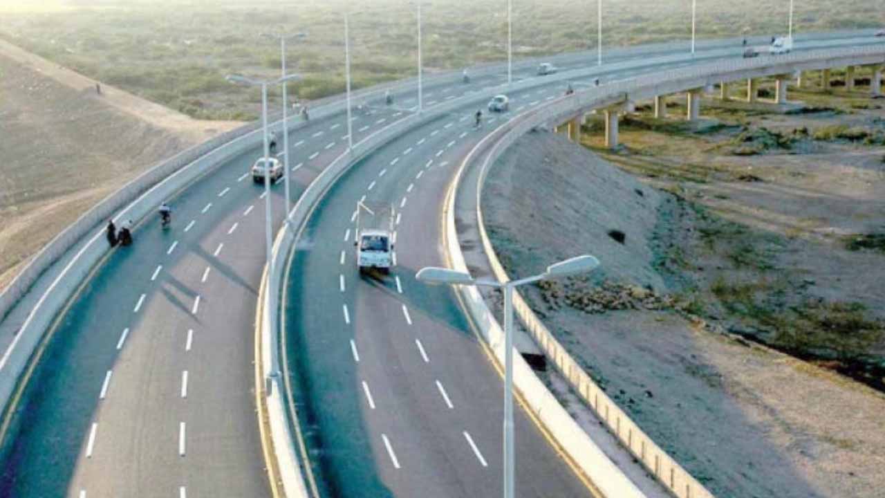 Hyderabad-Sukkur motorway to be completed in 2 years