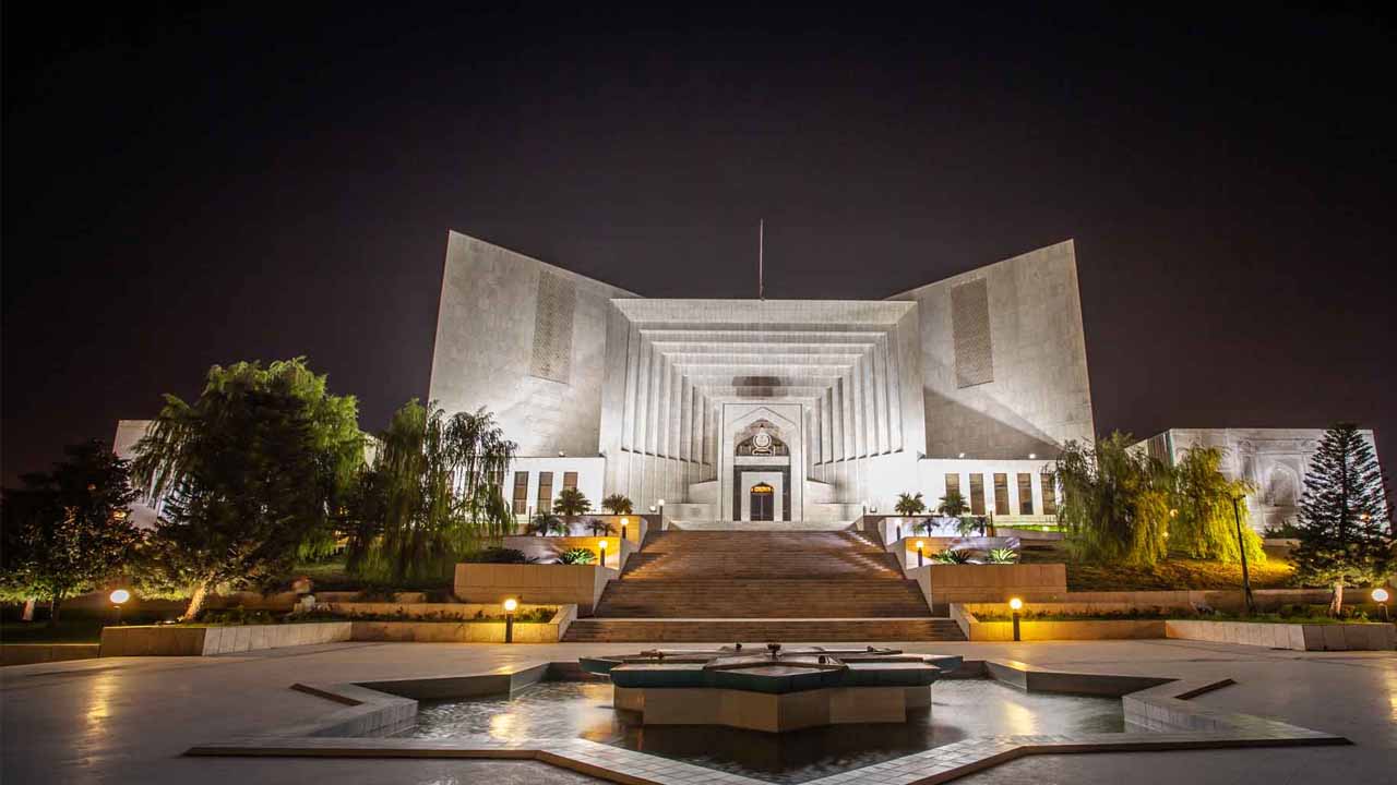 'Persons in authority': SC seeks names of cabinet members removed from ECL