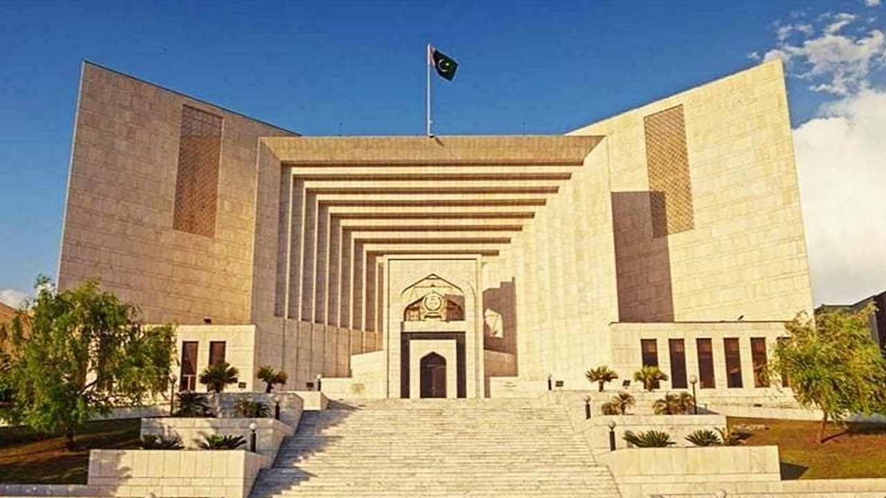Supreme Court Bars Govt From Transfers In High-Profile Cases