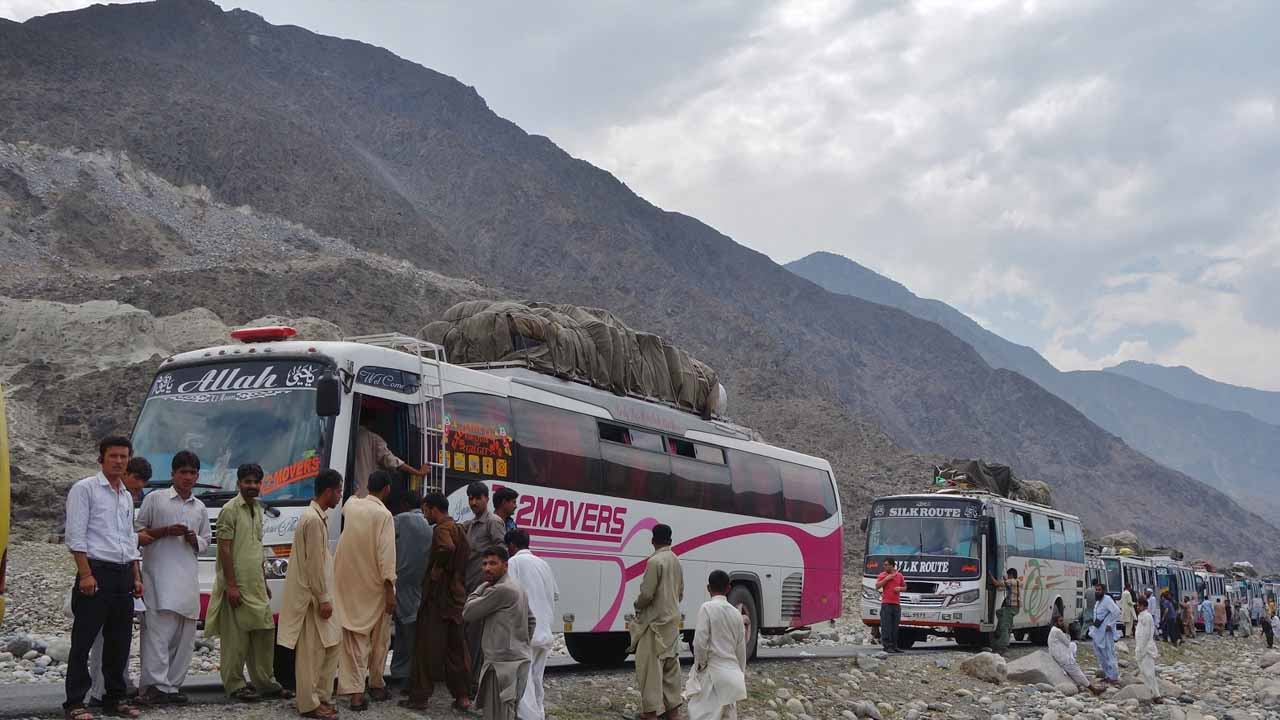 KP to Move Tourist Vehicles in Convoys to Ensure Safety