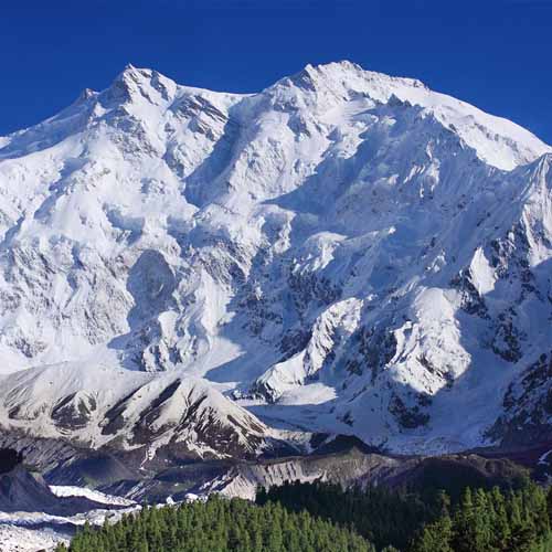 Record number of int'l climbers to summit peaks in Pak