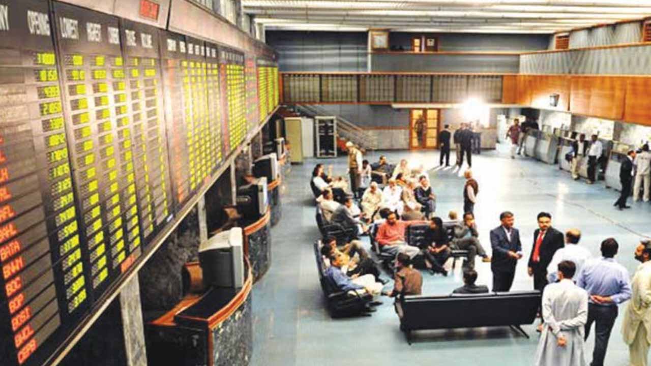 PSX gains more than 600 points on expected 'good news' from IMF