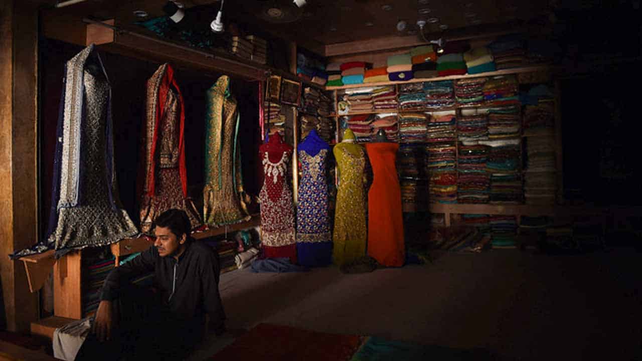 Power shortage expected to cut Pakistan’s textile exports by $500 million a month