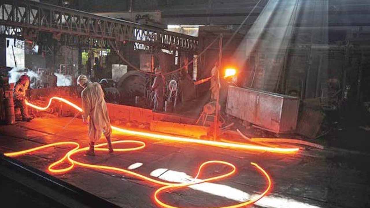 Plan To Revive Pakistan Steel Mills Presented Before Cabinet Body