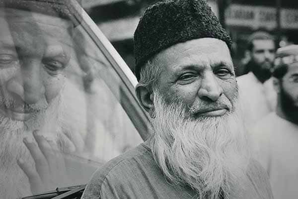 Abdul Sattar Edhi one of Top 10 Most Famous People in Pakistan