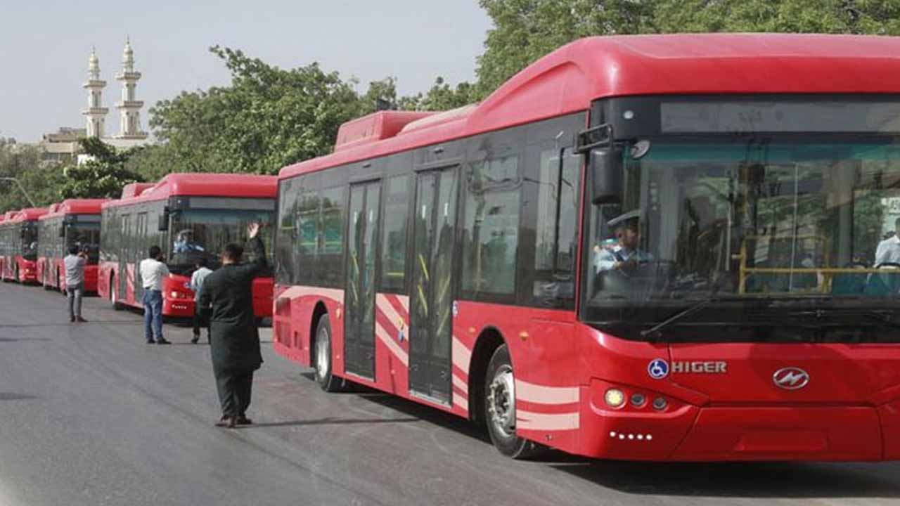 Sindh cabinet okays plan to bring 43 more buses to Karachi