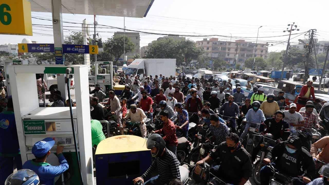 Petroleum Dealers Announce Nationwide Strike