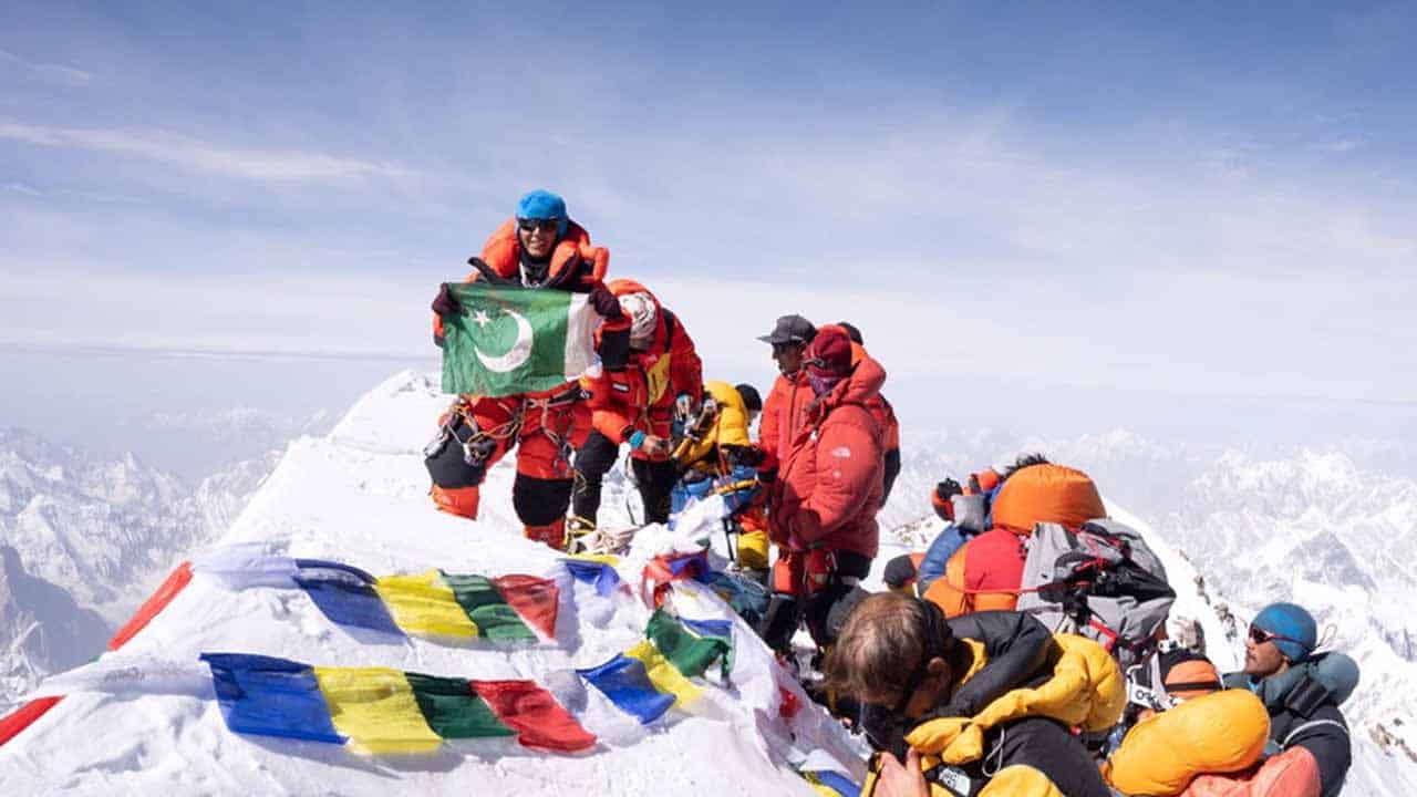 First Pakistani woman to scale K2 says ‘absolute honor’ to hoist flag on Savage Mountain
