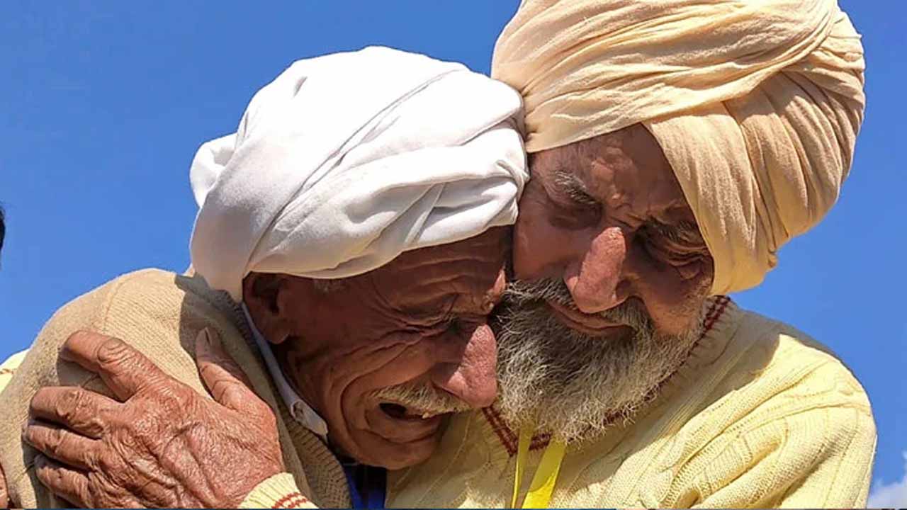 Indian, Pakistani siblings reunite 75 years after Partition 1947