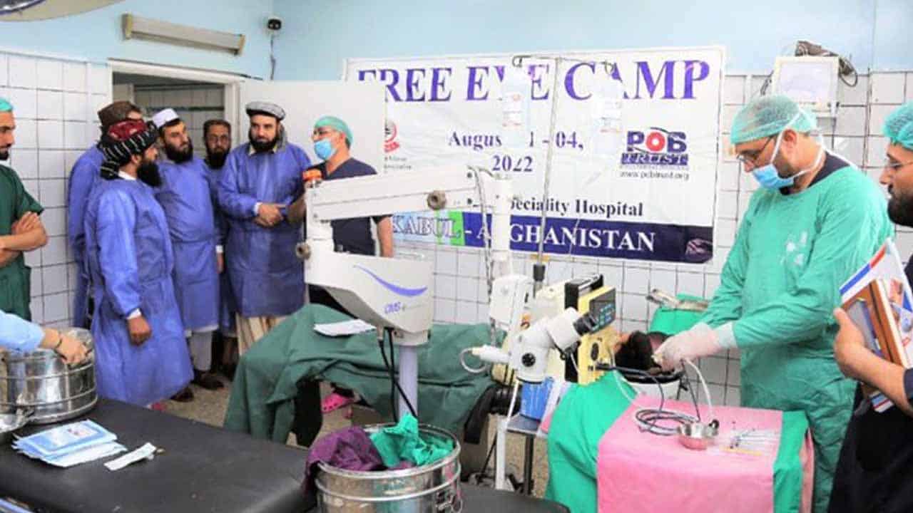 Pakistani doctors to perform 500 free eye surgeries in Kabul