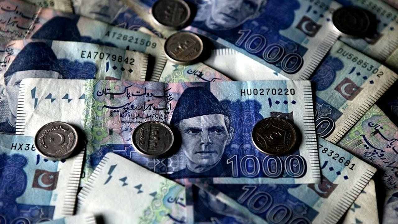 Rupee hit yet another record low drops to 262.6 against dollar