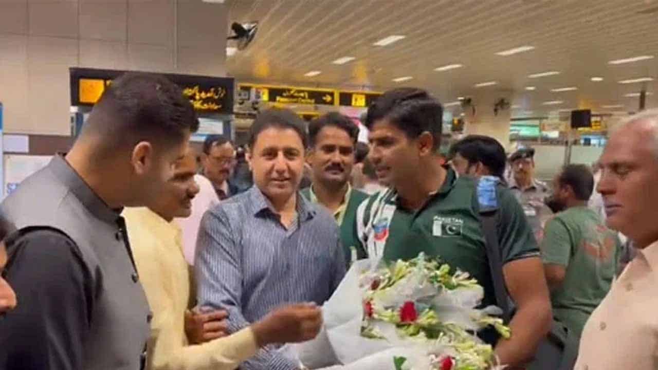 Javelin thrower Arshad Nadeem arrives in Pakistan