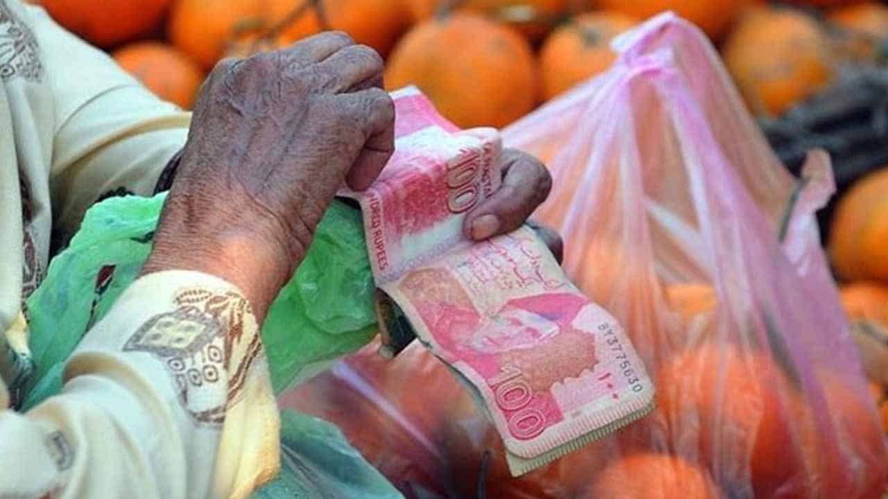 Weekly inflation crosses 40pc for the first time in five months