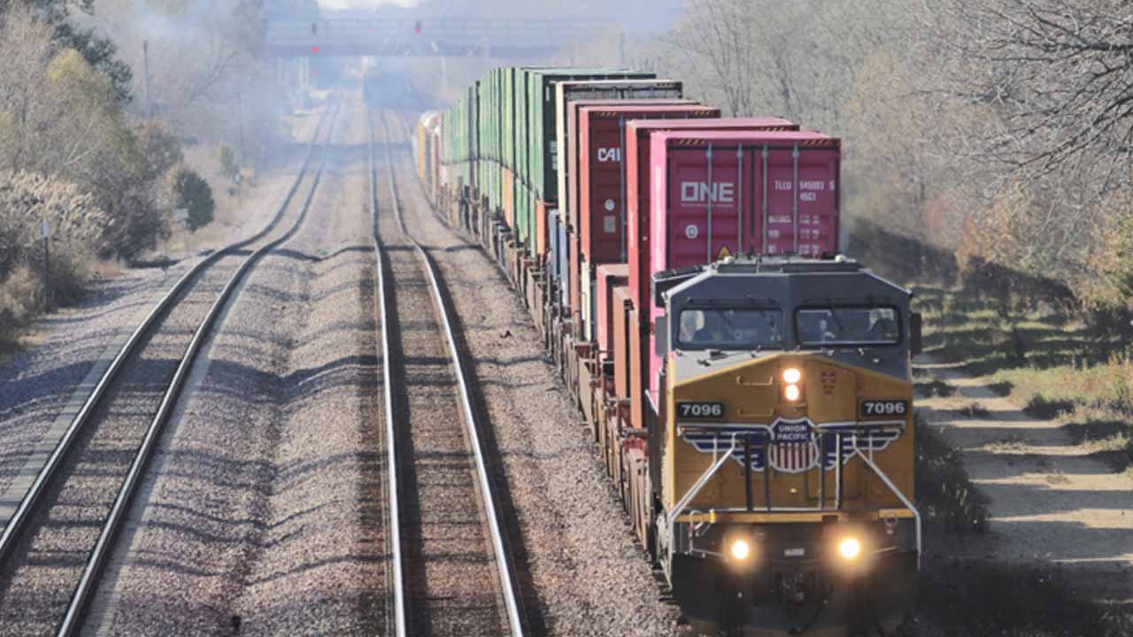 Restoration of freight trains ordered