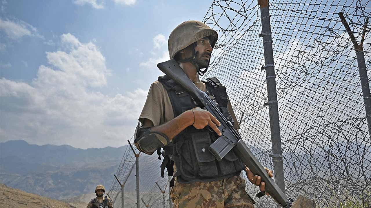 Pakistan Army soldier martyred in a clash with terrorists in Afghanistan