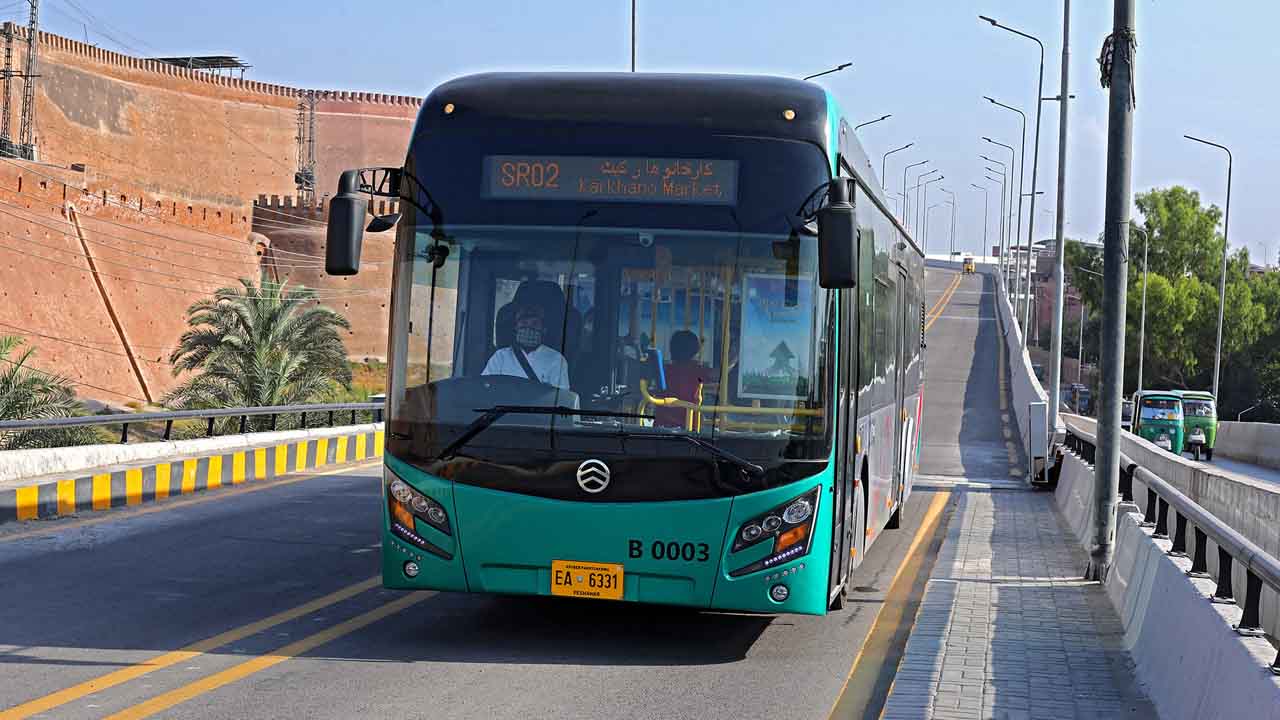TransPeshawar to expand bus service to 5 more routes