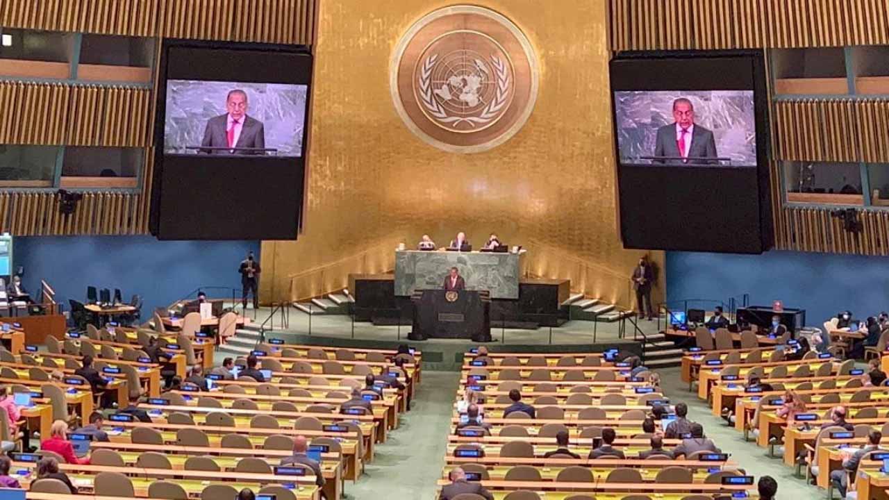 UNGA adopts resolution urging the world to scale up aid for flood-hit Pakistan