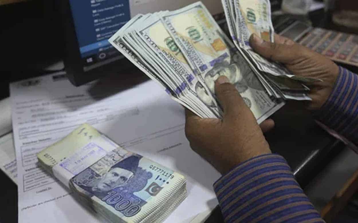 Pakistani Rupee continues free fall for sixth straight session