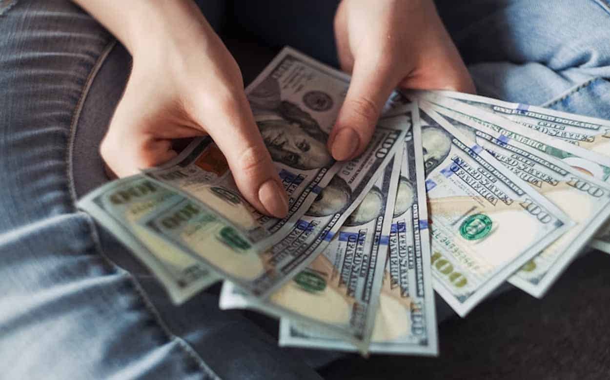 Rupees continue upward against US Dollar