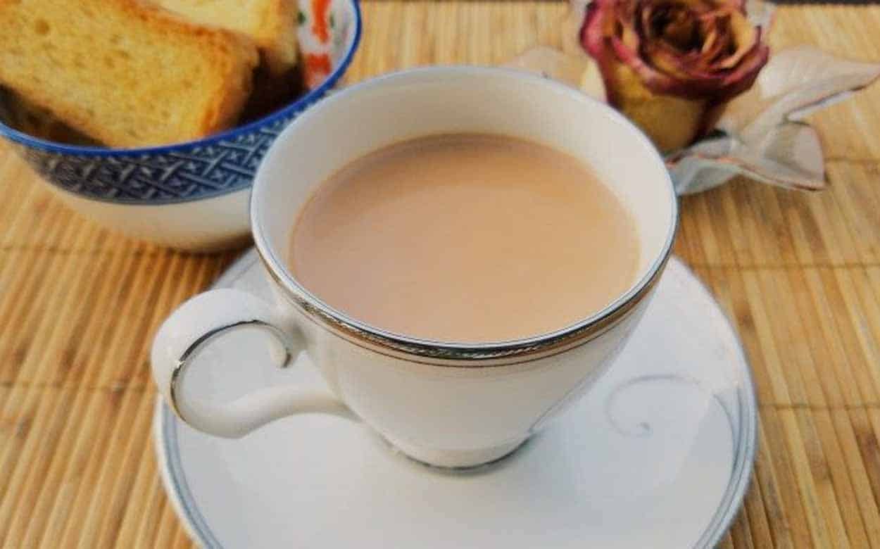 Pakistan key Airport to serve free tea to the passengers