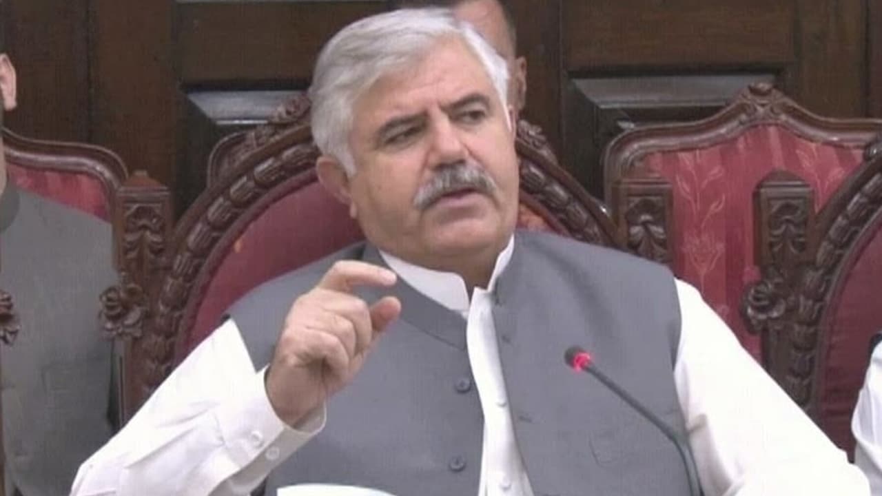 CM MAHMOOD KHAN SAYS KP RAN OUT OF FUNDS