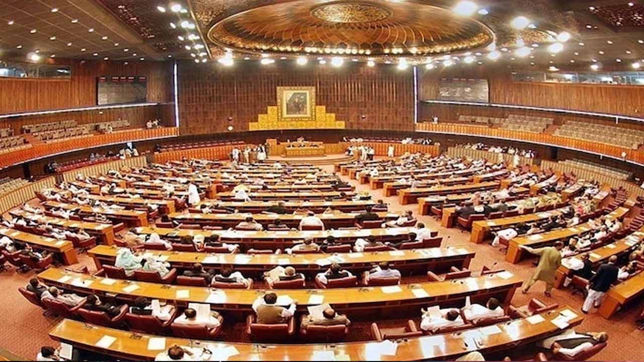 Govt calls emergency NA session today to approve controversial LG law
