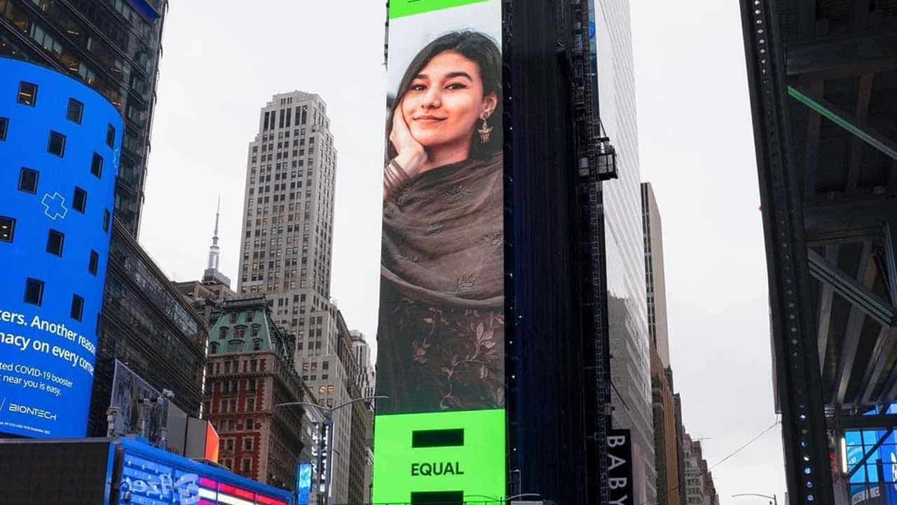 Shae Gill lights up New York Times Square