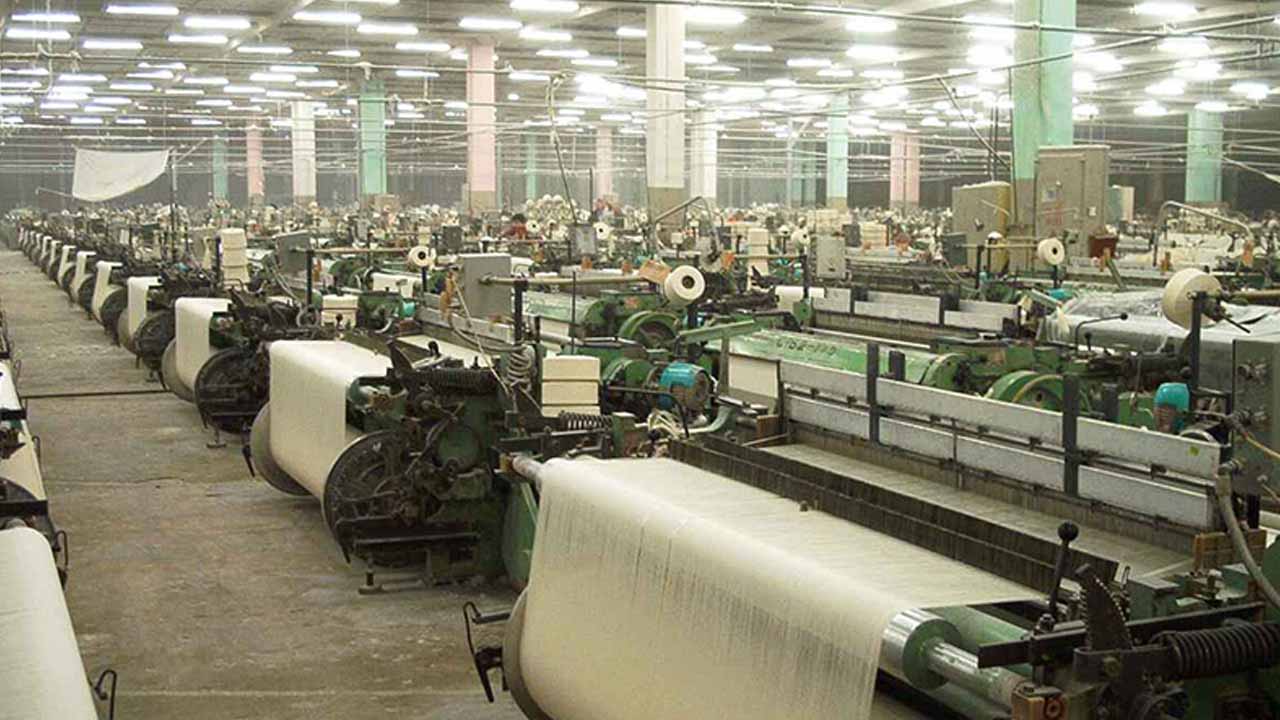 Pakistan's textiles exports drop by 18.15% in November