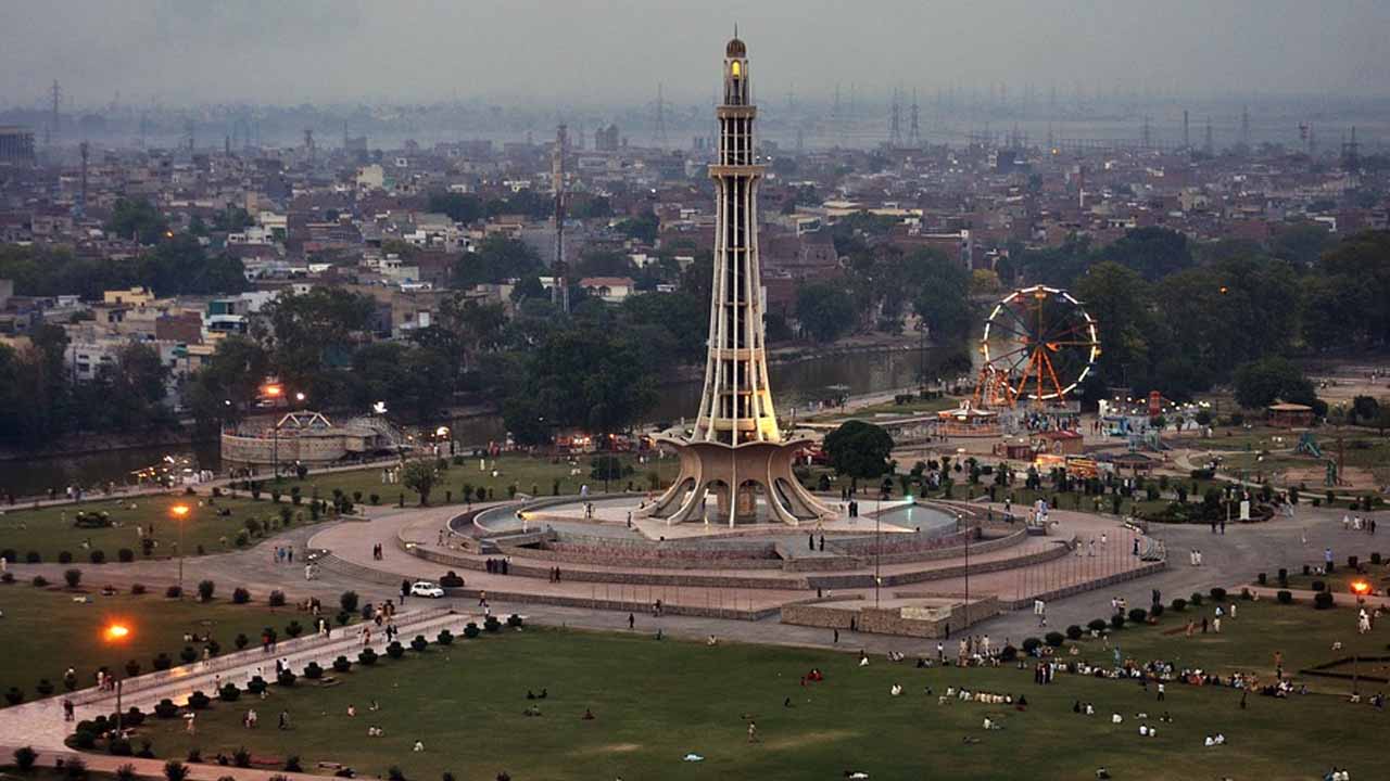 LHC grants stay on Lahore Master Plan 2050