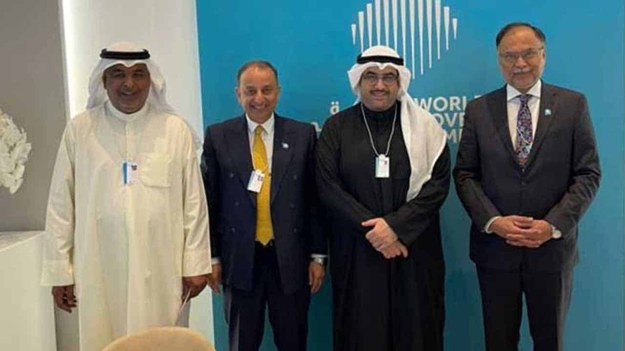 Pakistan, Kuwait agree to boost ties in energy, trade sectors