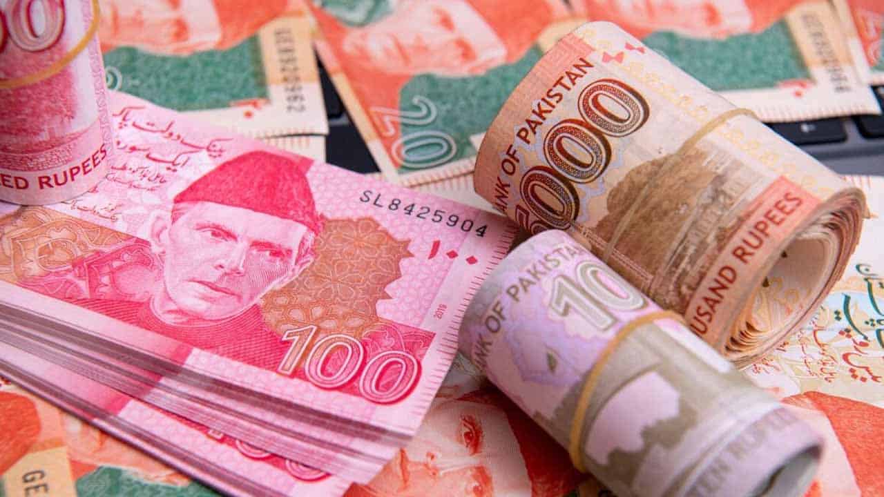 Rupee continues recovery against dollar for second consecutive day