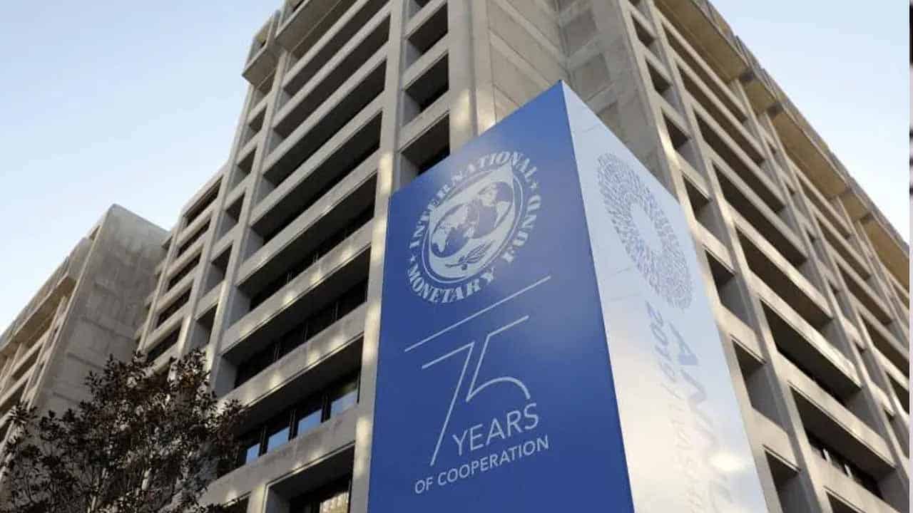 Pakistan approaches Saudi Arabia, UAE to meet IMF conditions