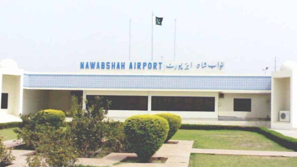 Major Pakistani airport shut down for two months - Economy.pk