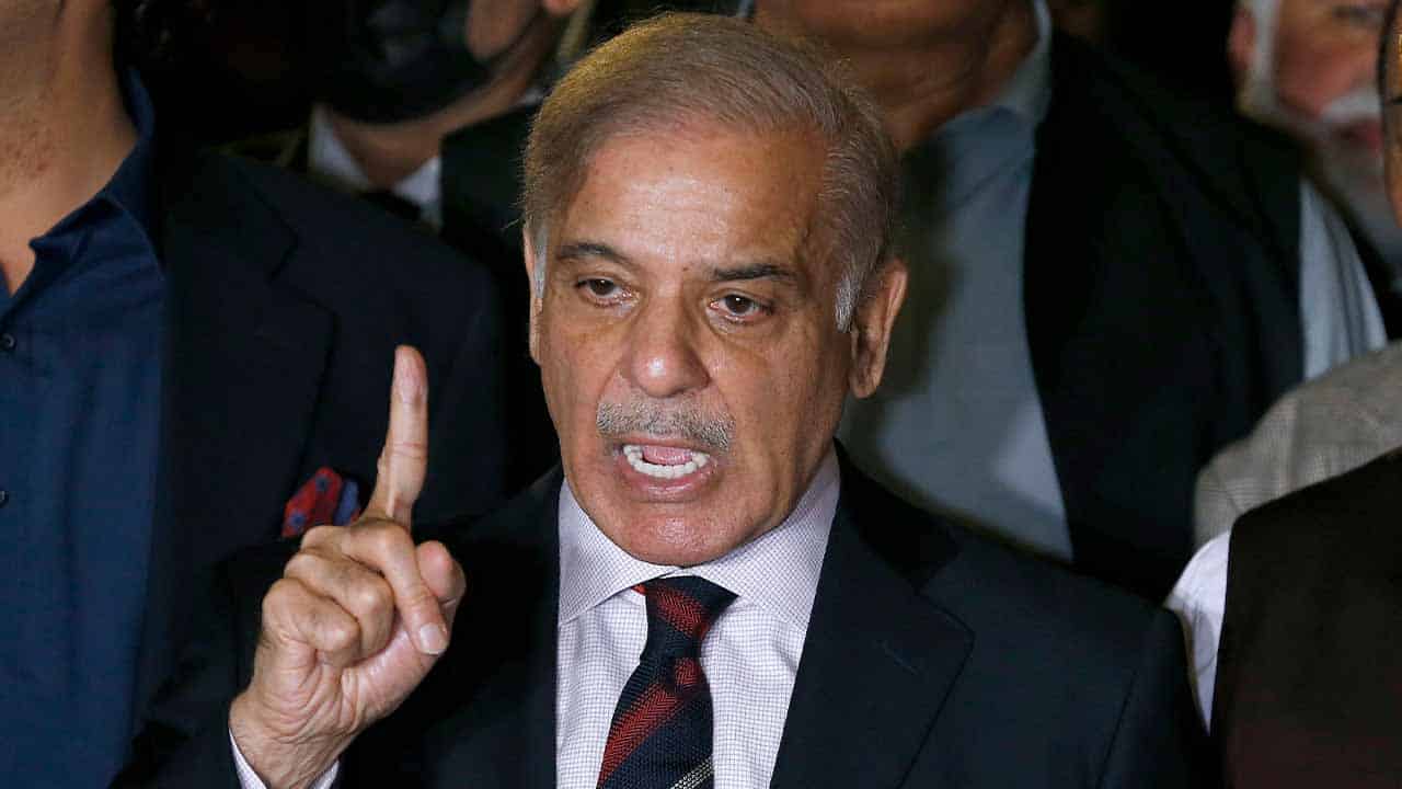 PM Shehbaz Sharif says Government Striving to Revive Economy from Current Crisis with Full Force