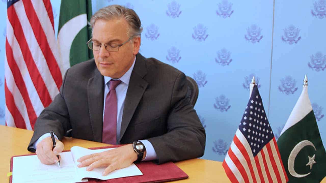 US envoy & willing to cooperate with Pakistan over the IMF deal