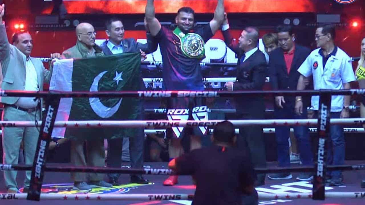 Pakistani Boxer Taimoor Khan Wins Vacant WBC Asia Heavyweight Title in Bangkok