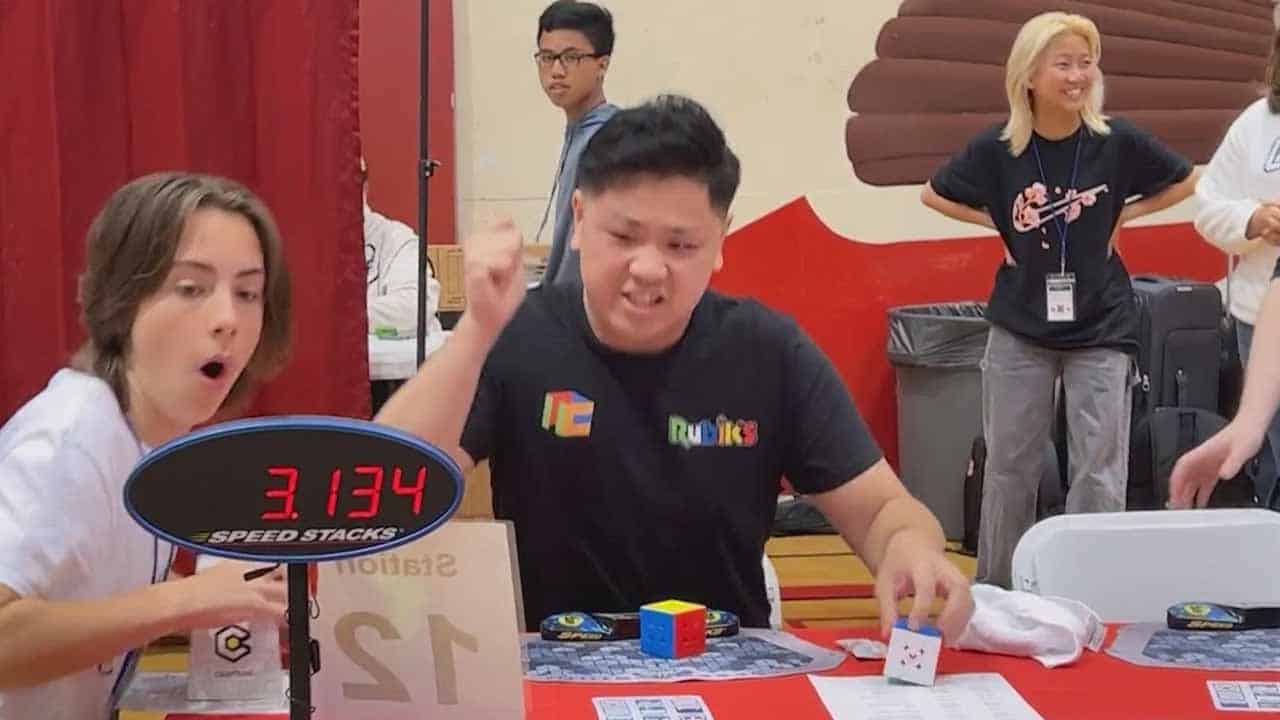 21-year-old solves Rubik’s Cube in 3 seconds; sets new world record