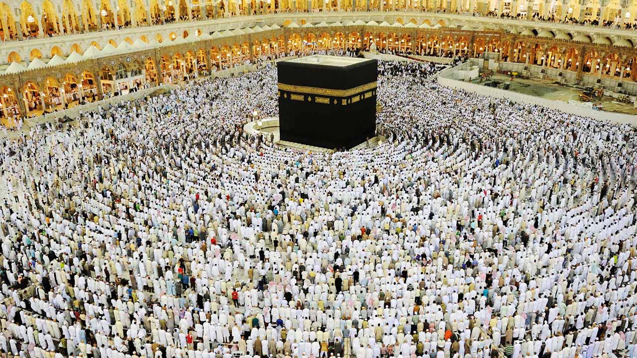 Hajj 2024: Pakistan mulls early application submission, installment plan for pilgrims
