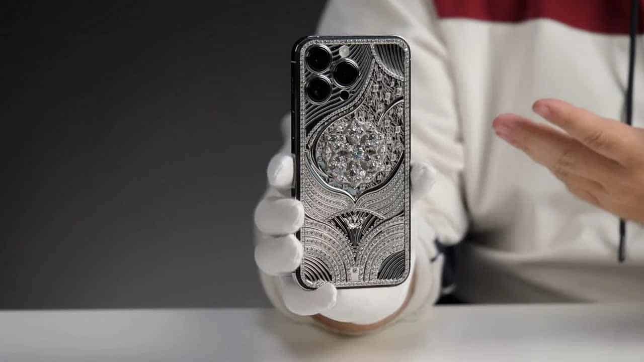 World's most expensive custom iPhone costs over half-million dollars; Check details here