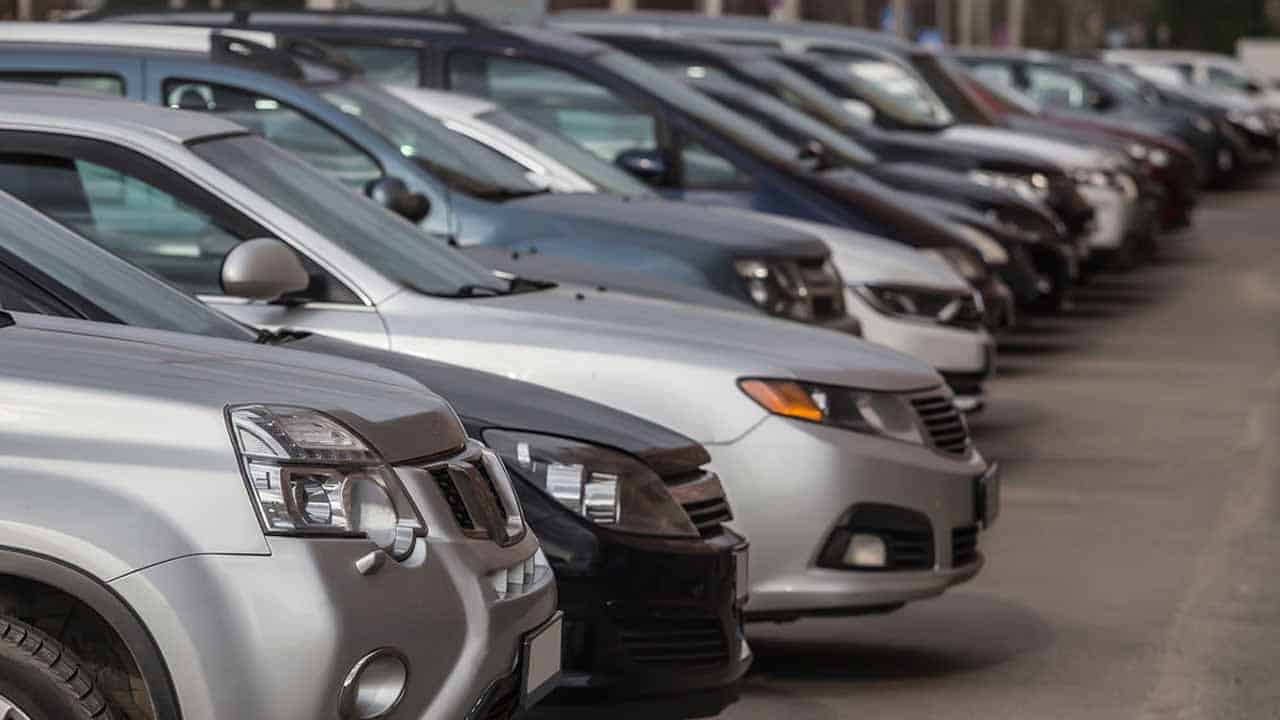Car sales see 30% decline YoY in Sept amid high prices, interest rates