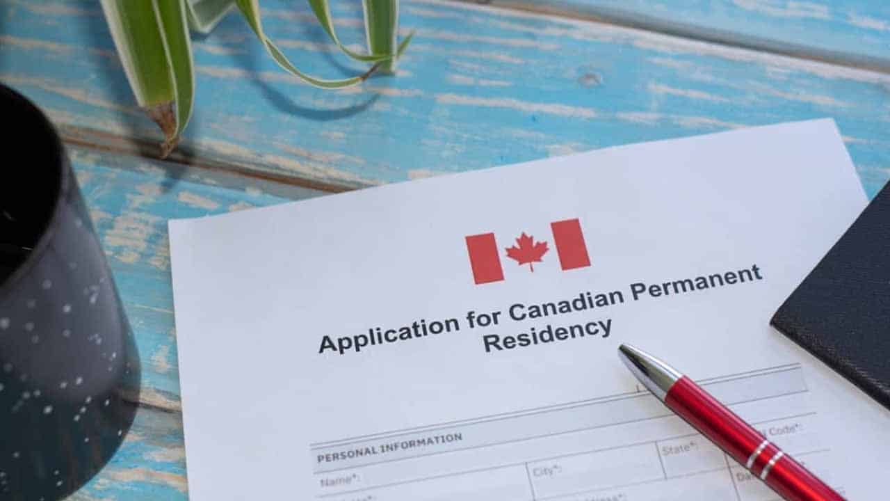 How to Apply for Canadian Permanent Residency (PR)