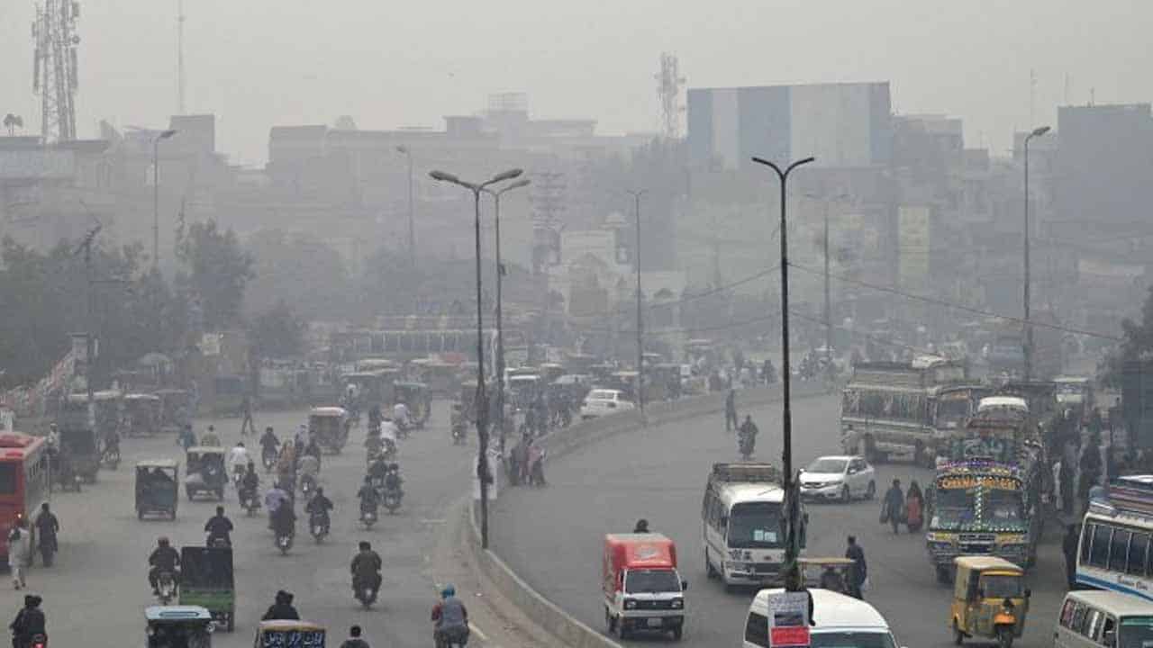Punjab govt plans artificial rain in Lahore to curb smog
