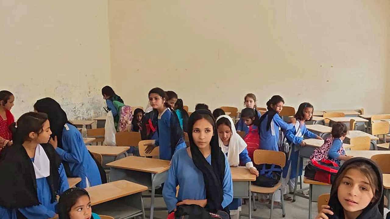 Pakistan Army Rebuilds School in South Waziristan, to Boosts Girls Education